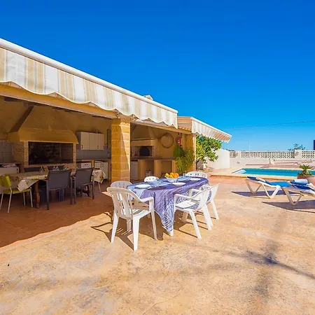 Fabiola - Plusholidays Calpe